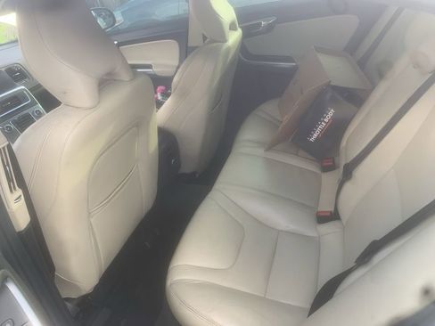 Used 2017 Volvo S60 T5 Dynamic w/ Vision Package image 5