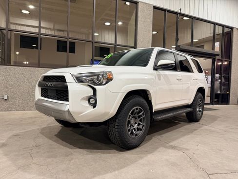 Used 2021 Toyota 4Runner TRD Off-Road Premium image 27