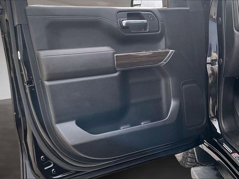 Used 2021 Chevrolet Silverado 1500 LT w/ Convenience Package II image 20