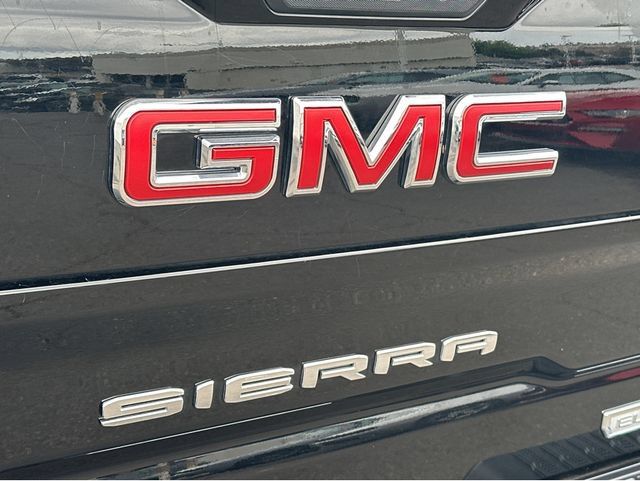 Used 2025 GMC Sierra 1500 Elevation w/ X31 Off-Road Package AWD/4WD image 15