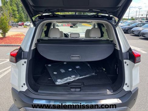 Certified 2023 Nissan Rogue SL AWD/4WD image 22