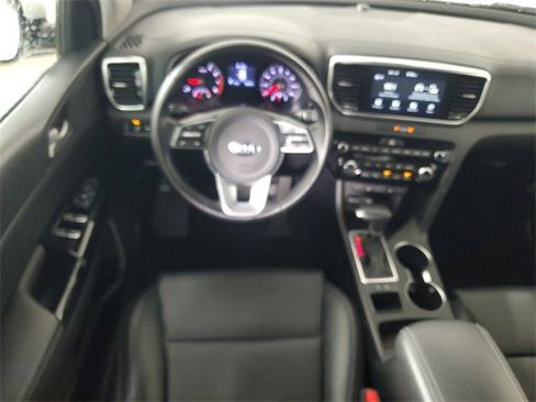 Used 2022 Kia Sportage EX image 16