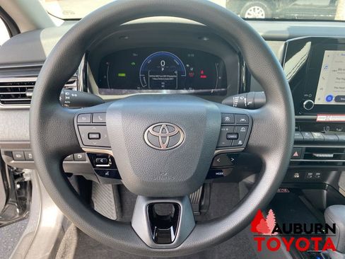 New 2026 Toyota Camry LE FWD image 29