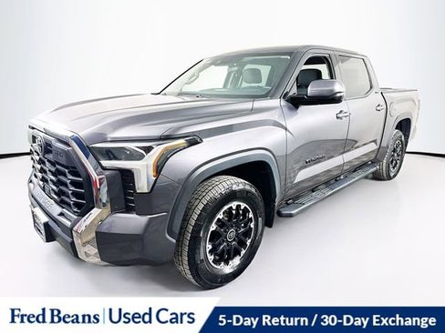 Used 2022 Toyota Tundra SR5 image 4