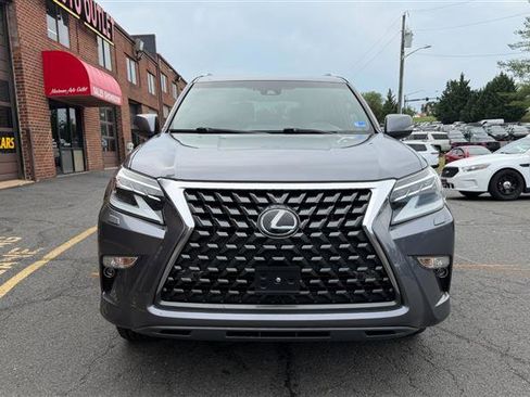 Used 2020 Lexus GX 460 Premium w/ Premium Package AWD/4WD image 2