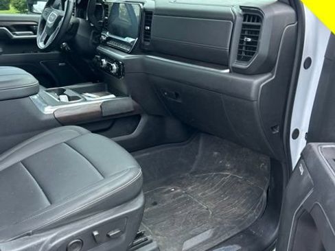 Used 2025 GMC Sierra 2500 SLT AWD/4WD image 6