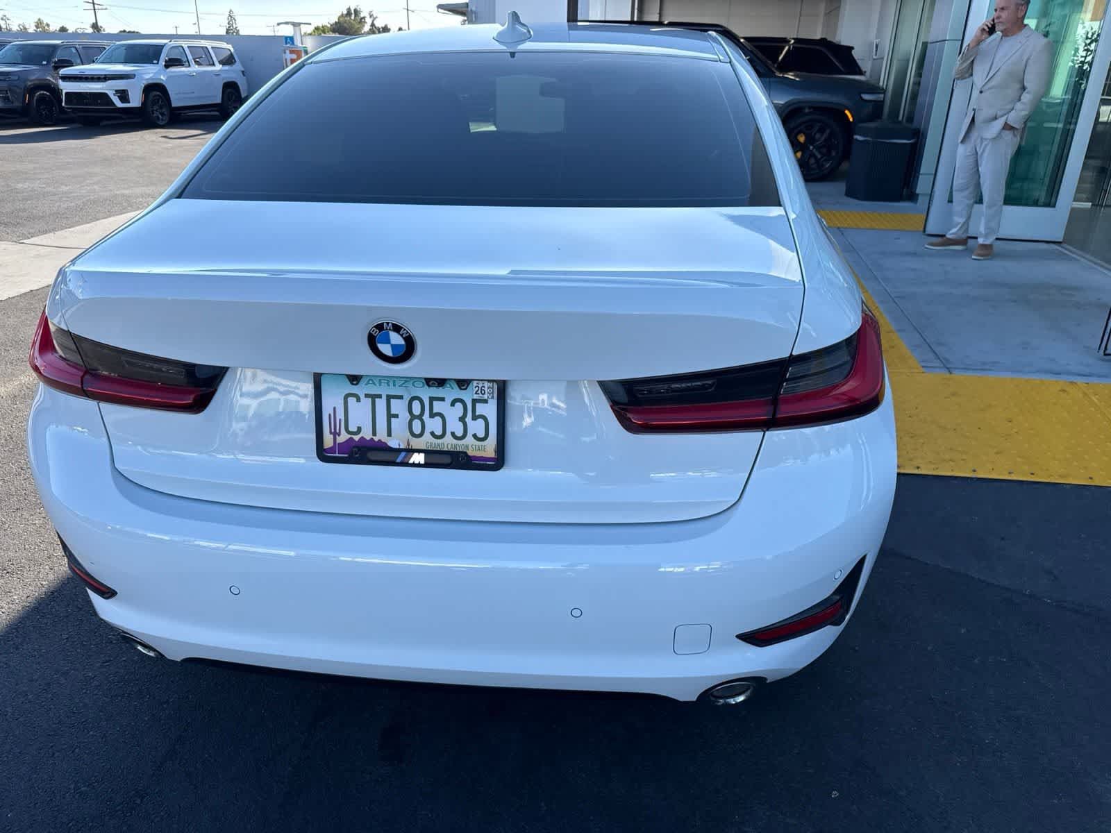 Used 2019 BMW 330i Sedan w/ Convenience Package RWD image 11