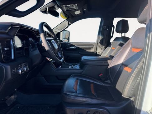 Certified 2024 GMC Sierra 2500 AT4 image 11