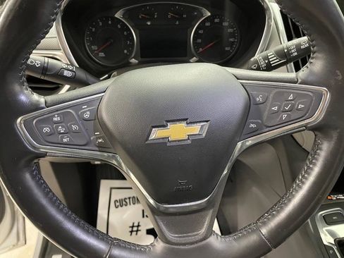 Used 2021 Chevrolet Equinox Premier image 33