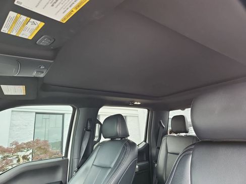 Used 2022 Ford F250 Lariat w/ Black Appearance Package AWD/4WD image 12