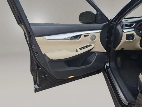 Used 2019 INFINITI QX50 Essential w/ Premium Heat Package AWD/4WD image 44