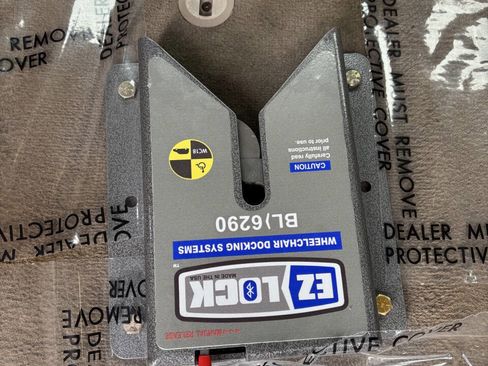 Used 2012 Chrysler Town & Country Touring-L w/ Trailer Tow Group image 31