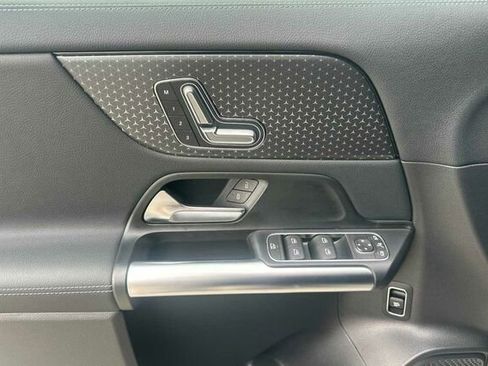 Certified 2025 Mercedes-Benz GLA 250 GLA 250 image 11