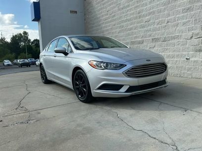 Used 2017 Ford Fusion SE w/ Fusion SE Technology Package