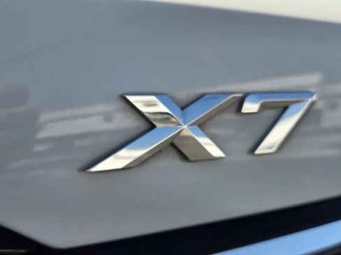 Used 2023 BMW X7 xDrive40i w/ Premium Package AWD/4WD image 16