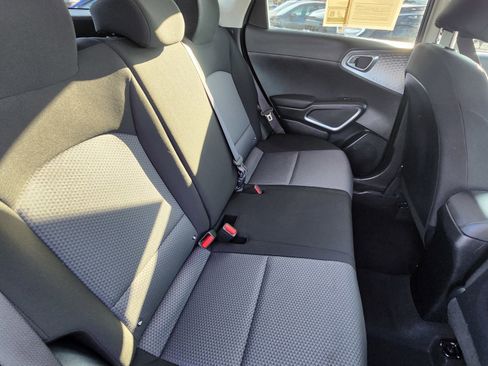 Used 2023 Kia Soul LX w/ Option Group 015 image 16