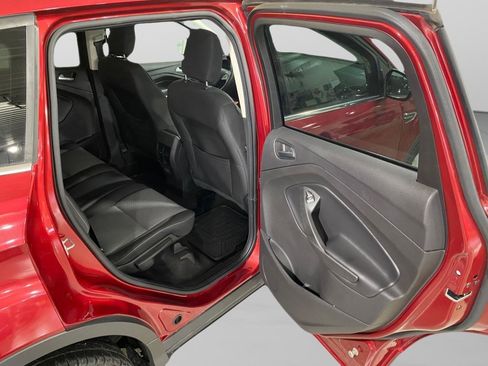 Used 2019 Ford Escape SE AWD/4WD image 32