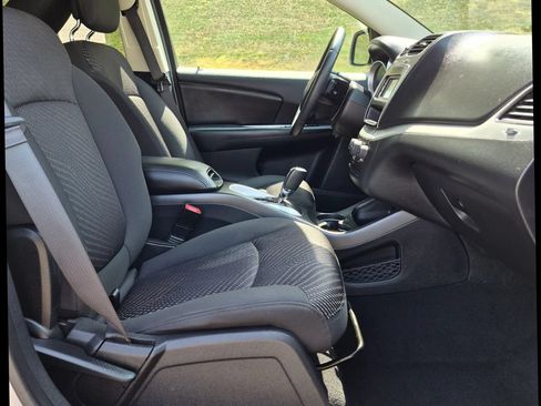Used 2015 Dodge Journey SE w/ Flexible Seating Group AWD/4WD image 11