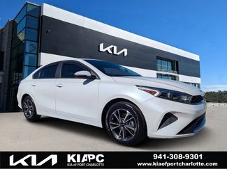 Certified 2022 Kia Forte LXS w/ LXS Technology Package video 1