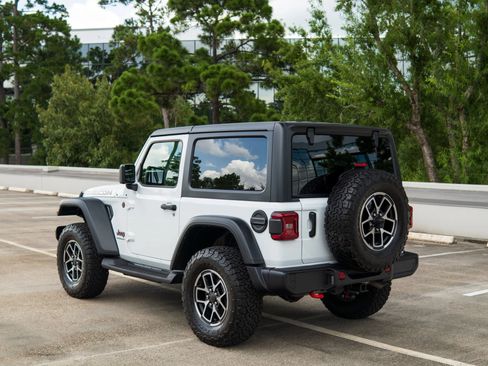 Used 2026 Jeep Wrangler Rubicon w/ Safety Group AWD/4WD image 5
