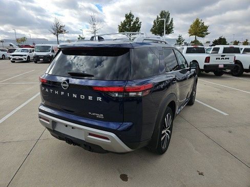 Used 2023 Nissan Pathfinder Platinum w/ Cargo Package image 6