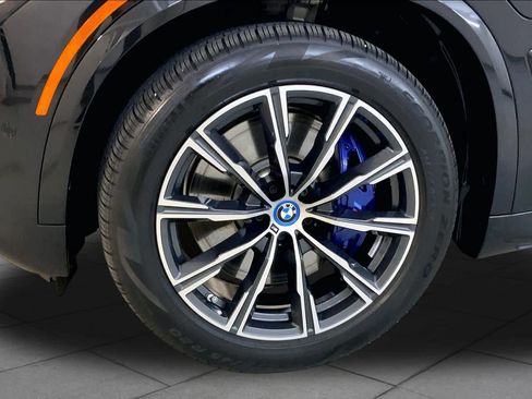 Used 2024 BMW X5 xDrive50e w/ M Sport Package AWD/4WD image 10