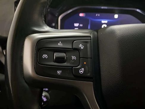 Used 2025 Chevrolet Silverado 1500 LT AWD/4WD image 28
