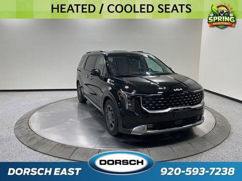 Used 2025 Kia Carnival SX image 4