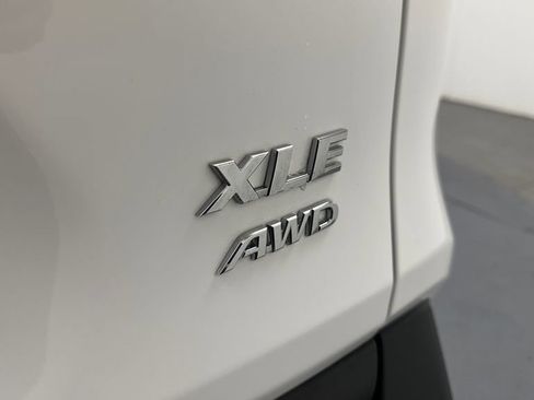 Certified 2023 Toyota RAV4 XLE AWD/4WD image 17