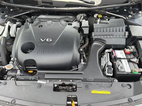 Used 2018 Nissan Maxima Platinum FWD image 31