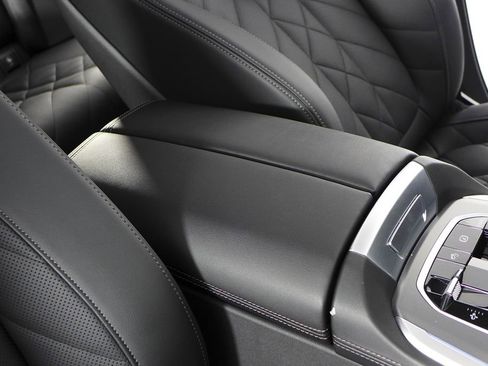 Certified 2023 BMW X5 xDrive45e w/ M Sport Package image 16