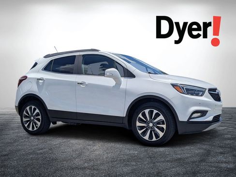 Used 2019 Buick Encore Essence w/ Safety Package II AWD/4WD image 1