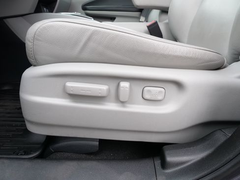 Used 2021 Honda Pilot Touring image 18