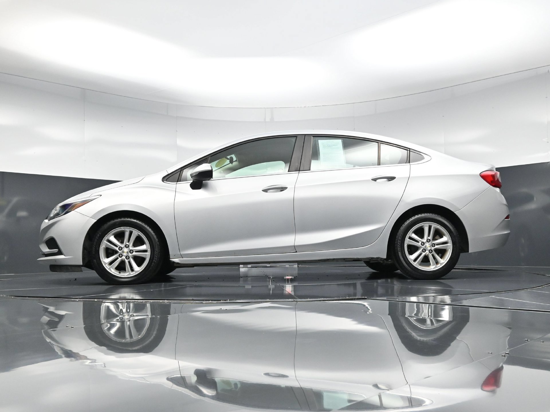 Used 2016 Chevrolet Cruze LT FWD image 63