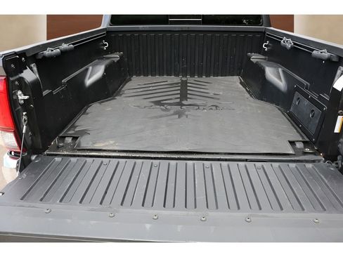 Used 2021 Toyota Tacoma SR5 RWD image 9