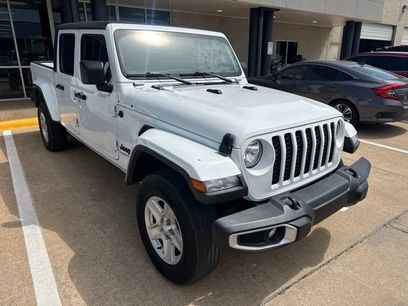 Used 2022 Jeep Gladiator Sport