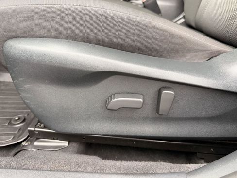 Used 2023 Subaru Impreza Premium image 16