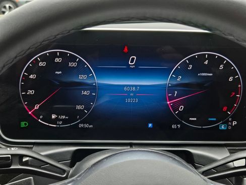 Used 2025 Mercedes-Benz C 300 Sedan image 32