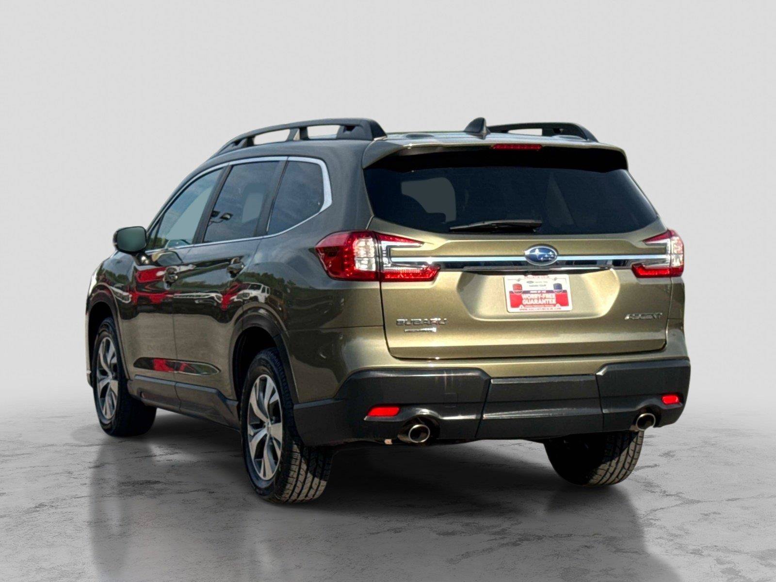 Used 2024 Subaru Ascent Premium AWD/4WD image 7