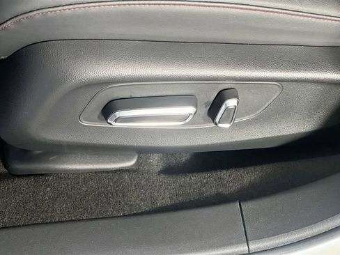 Used 2025 Acura ADX A-Spec image 13