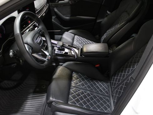 Used 2021 Audi S4 Prestige w/ Prestige Package image 19