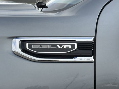 New 2026 GMC Sierra 1500 SLE image 23