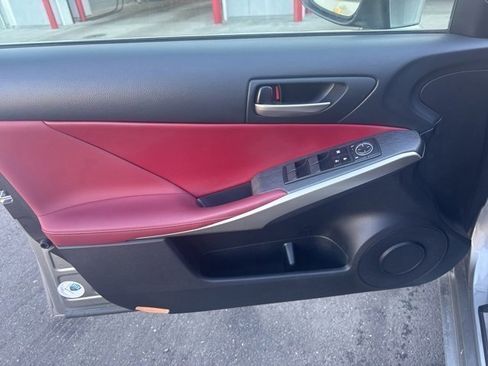 Used 2019 Lexus IS 300 F Sport image 14