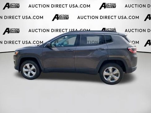 Used 2019 Jeep Compass Latitude w/ Cold Weather Group image 14