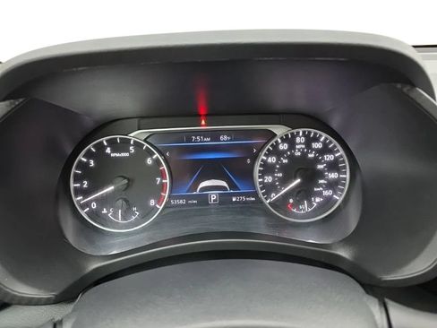 Used 2024 Nissan Sentra SV FWD image 22