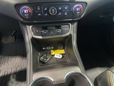 Certified 2024 GMC Terrain AT4 AWD/4WD image 18