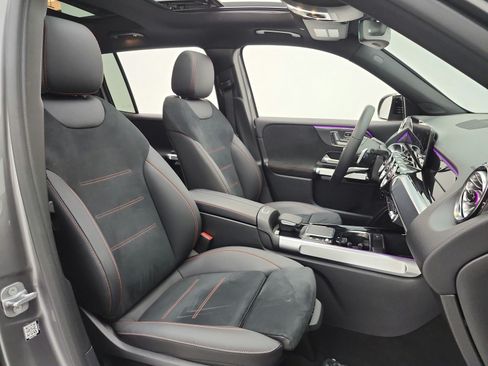 Used 2023 Mercedes-Benz GLB 250 image 20