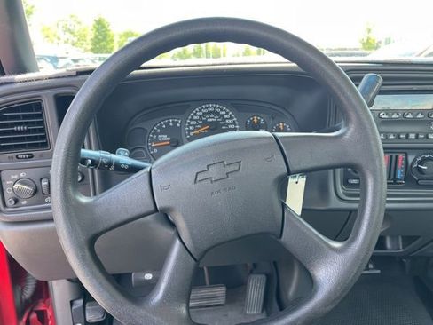 Used 2003 Chevrolet Silverado 1500 W/T RWD image 12