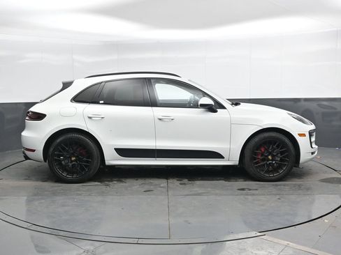 Used 2018 Porsche Macan GTS w/ Premium Package Plus AWD/4WD image 3