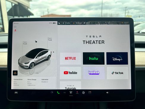 Used 2022 Tesla Model 3 Long Range image 18